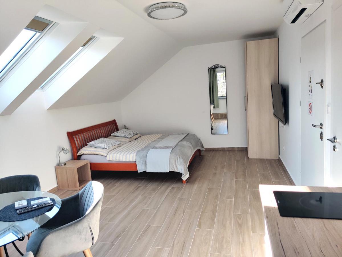 Dali Apartment Сентендре Екстер'єр фото