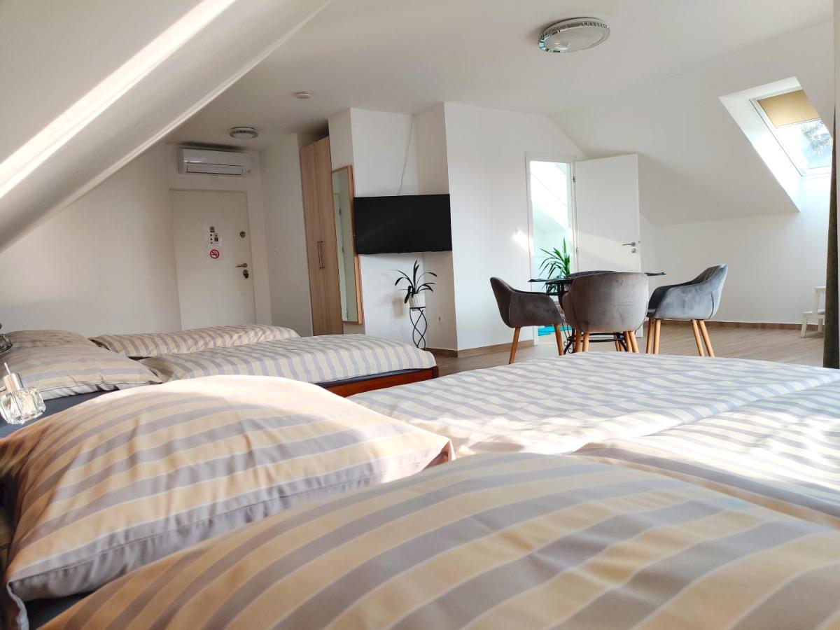 Dali Apartment Сентендре Екстер'єр фото
